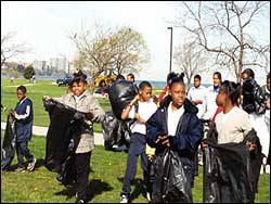 Students clean up litter
