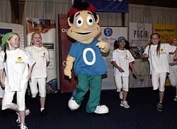 Ollie and friends dance to Ollie's rap song